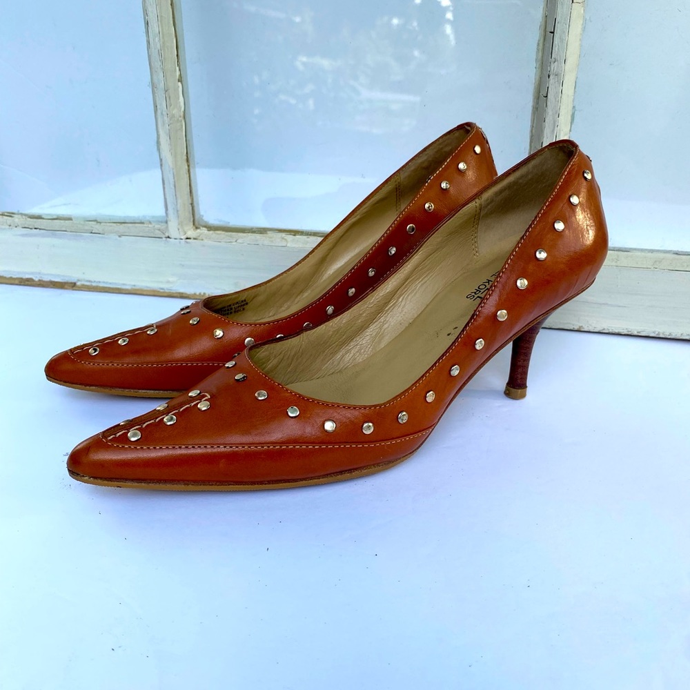 Michael Kors low-heel tan-leather studded pumps size 6